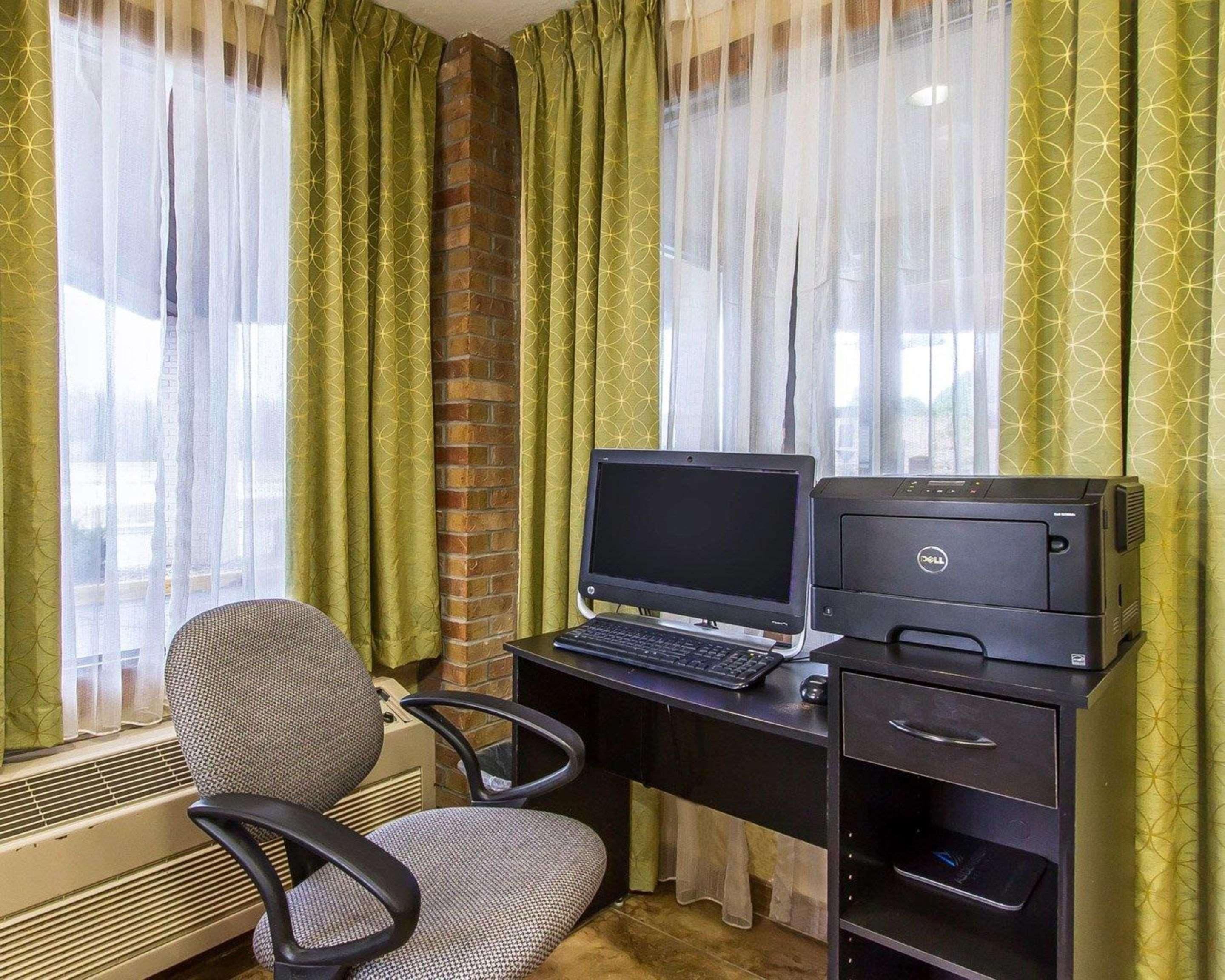 Quality Inn Macomb Near University Area Eksteriør billede