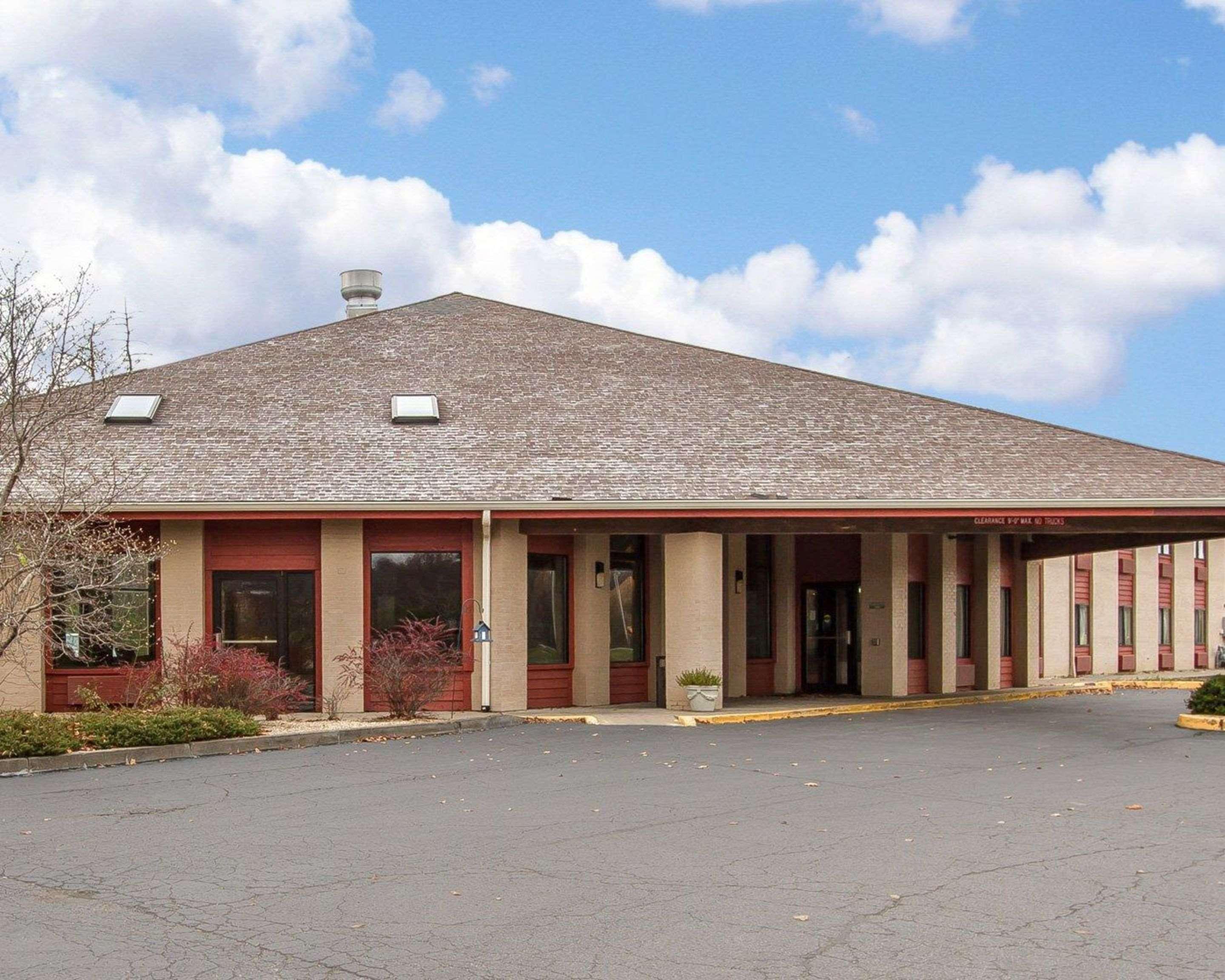 Quality Inn Macomb Near University Area Eksteriør billede