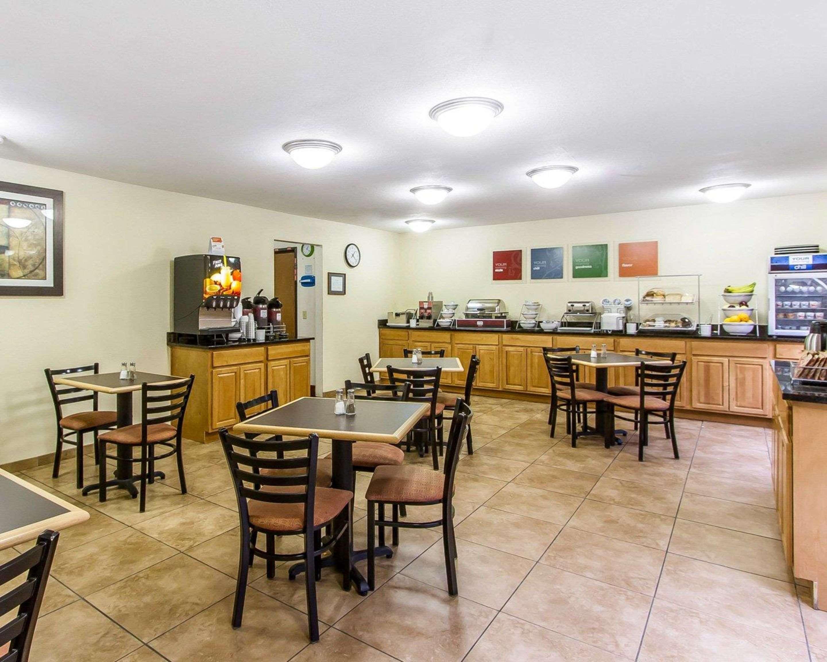Quality Inn Macomb Near University Area Eksteriør billede